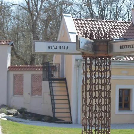 Statek Krkavci Hora Vakantieboerderij Nizbor