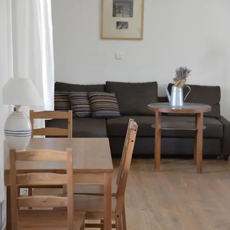 Statek Krkavci Hora Farm stay Nizbor