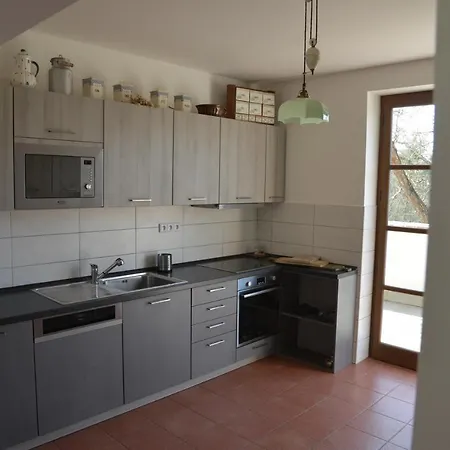 Statek Krkavci Hora Farm stay