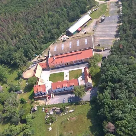 Farm stay Statek Krkavci Hora Nizbor