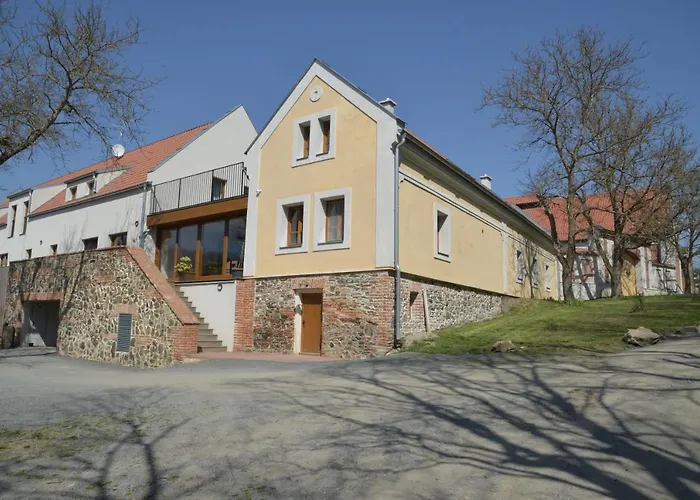Statek Krkavčí Hora Farma Nizbor